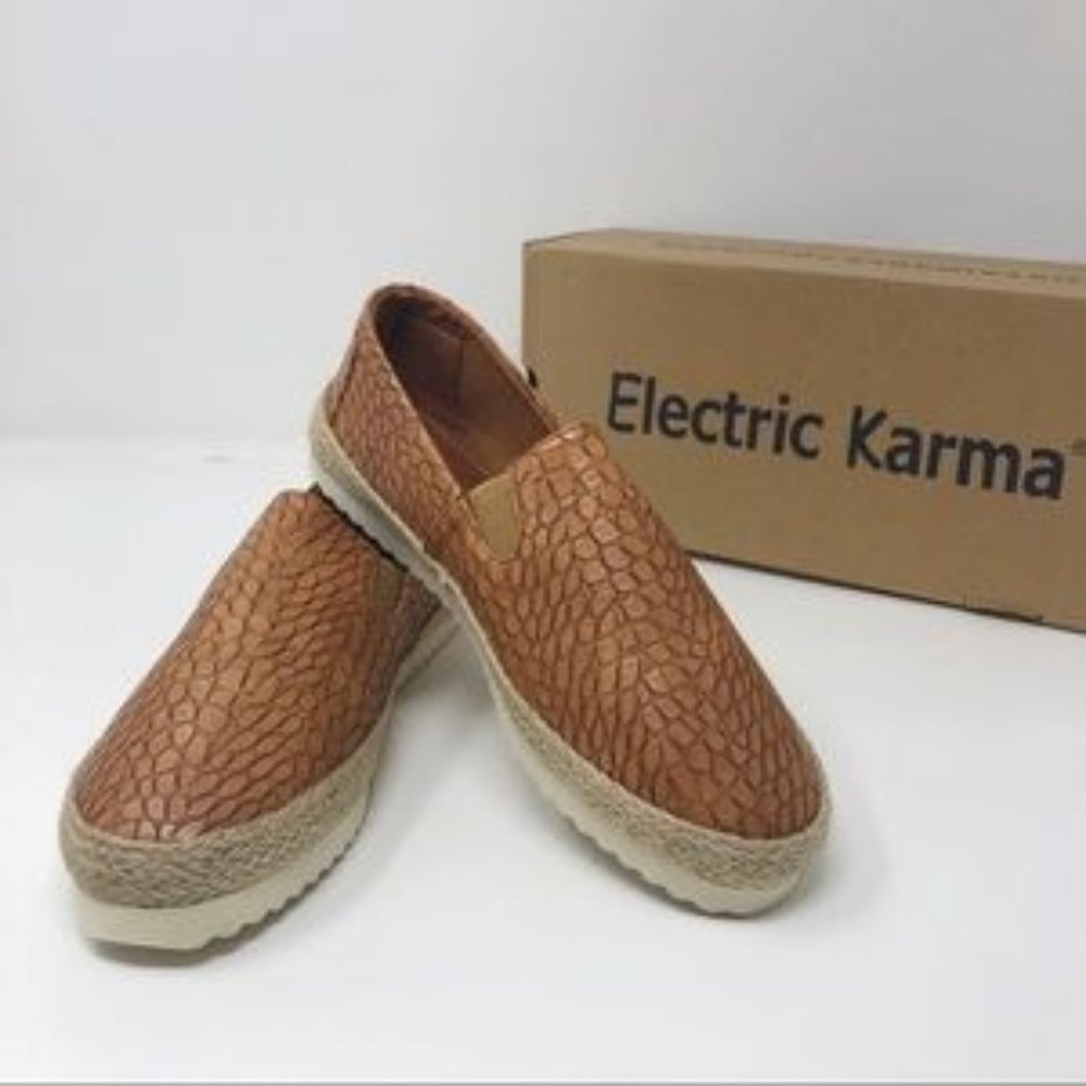 ELECTRIC KARMA SUSTAINABLE ESPADRILLE LULU CAMEL
